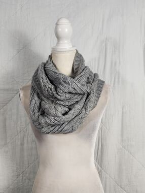 Loft Gray  silver metallic  Cable Knit Infinity Scarf